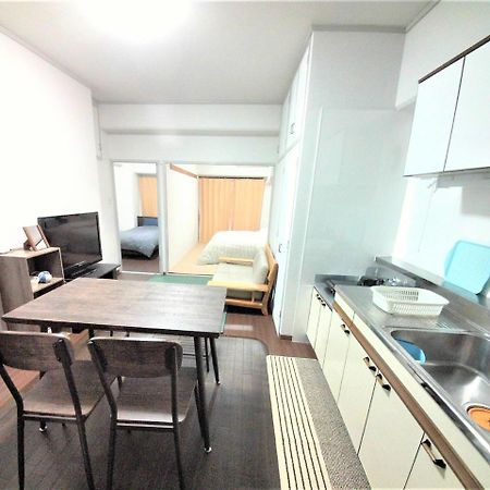 Near Tram Apartment Окаяма Экстерьер фото